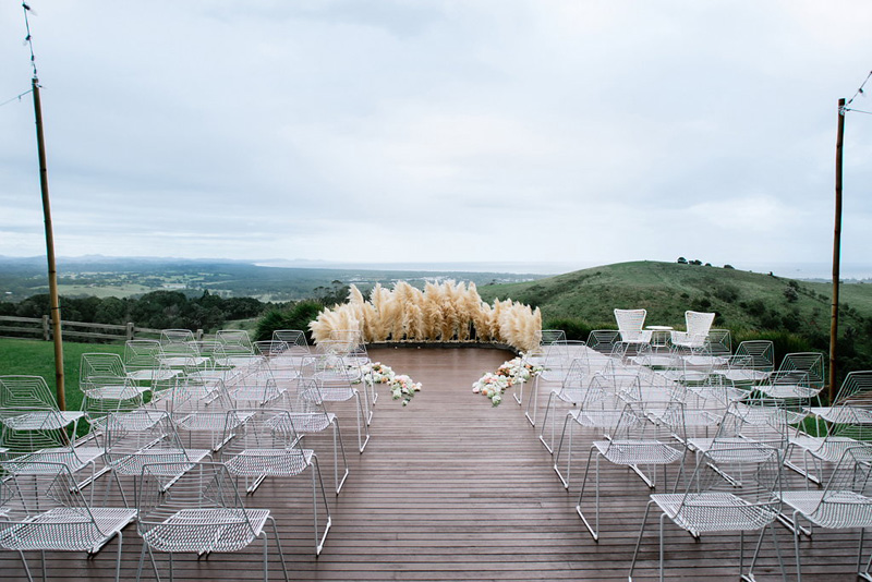 Illegal-to-use-pampas-grass-in-a-wedding-Byron-Bay_07