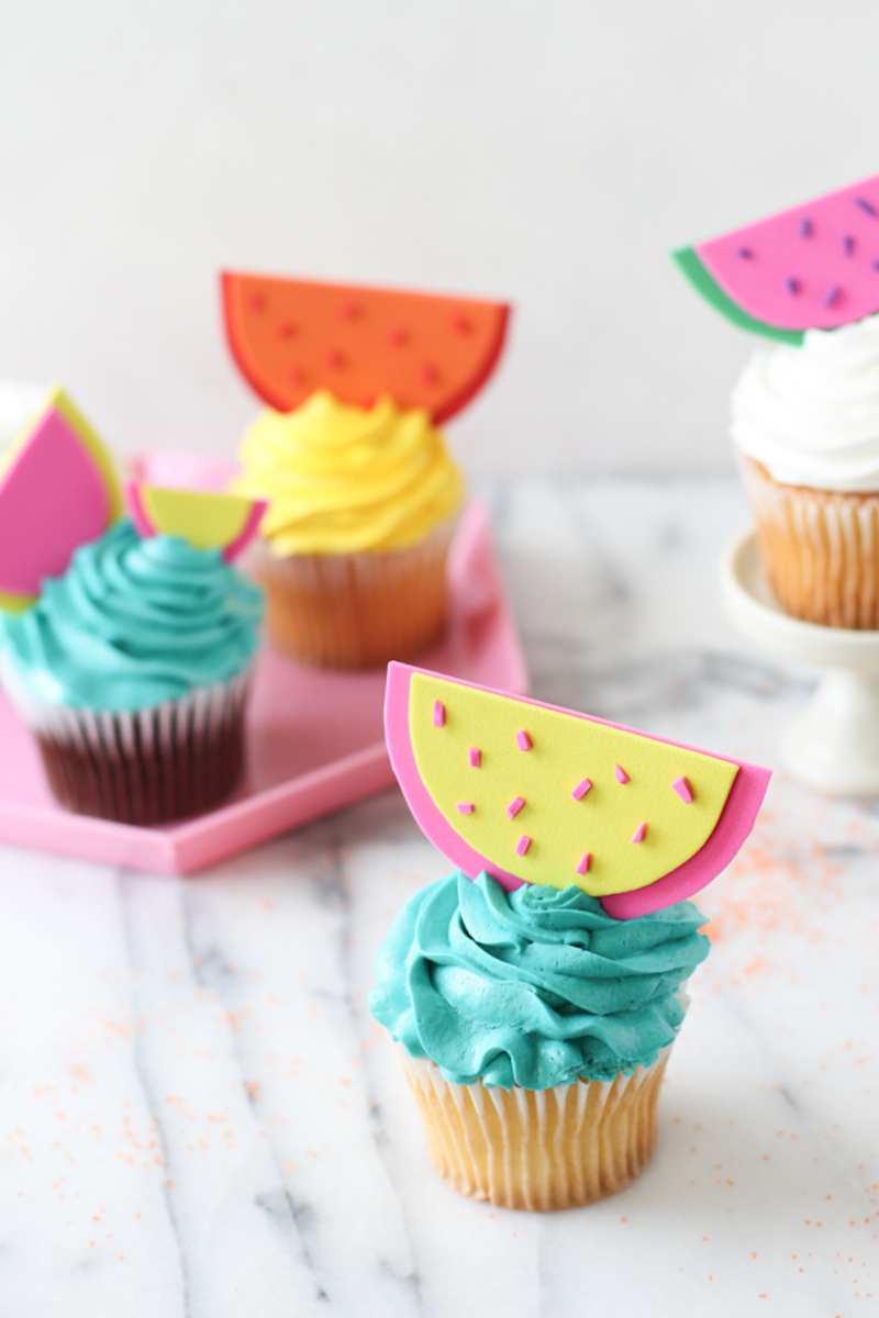 feature-image-watermelon-cupcake-toppers-diy