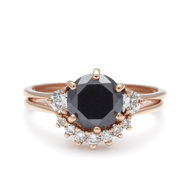 HOORAY_Dark-Black-Diamond-Engagement-Ring_04