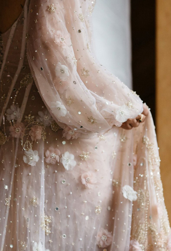 Non-Traditional-Wedding-Gown-Trends_ (5)