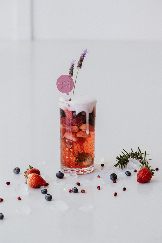 HOORAY-Cocktail-Berry-Fizz05